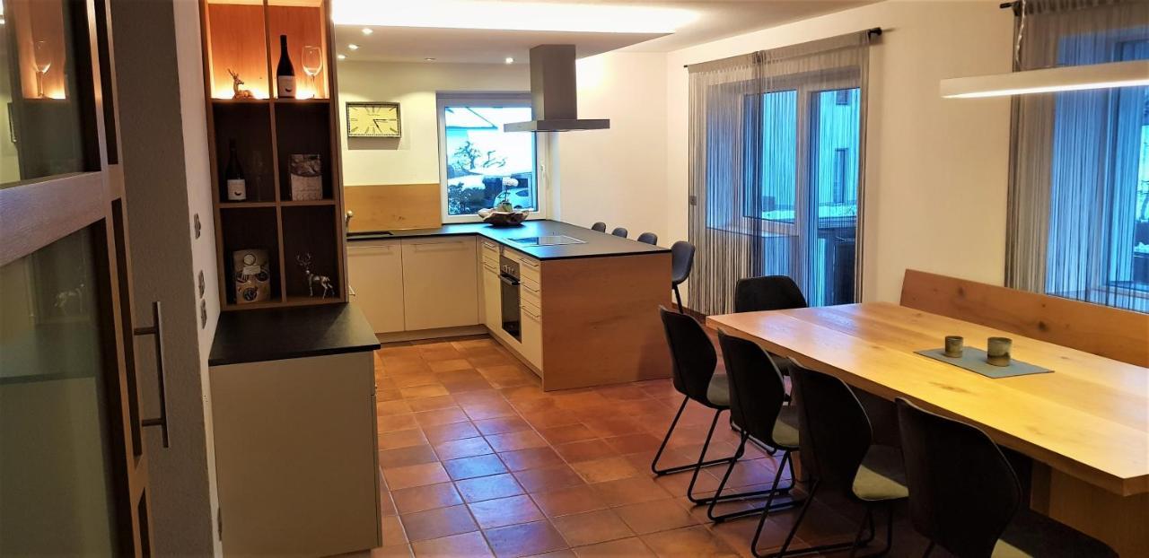 Appartements Tirol San Lorenzo di Sebato Luaran gambar