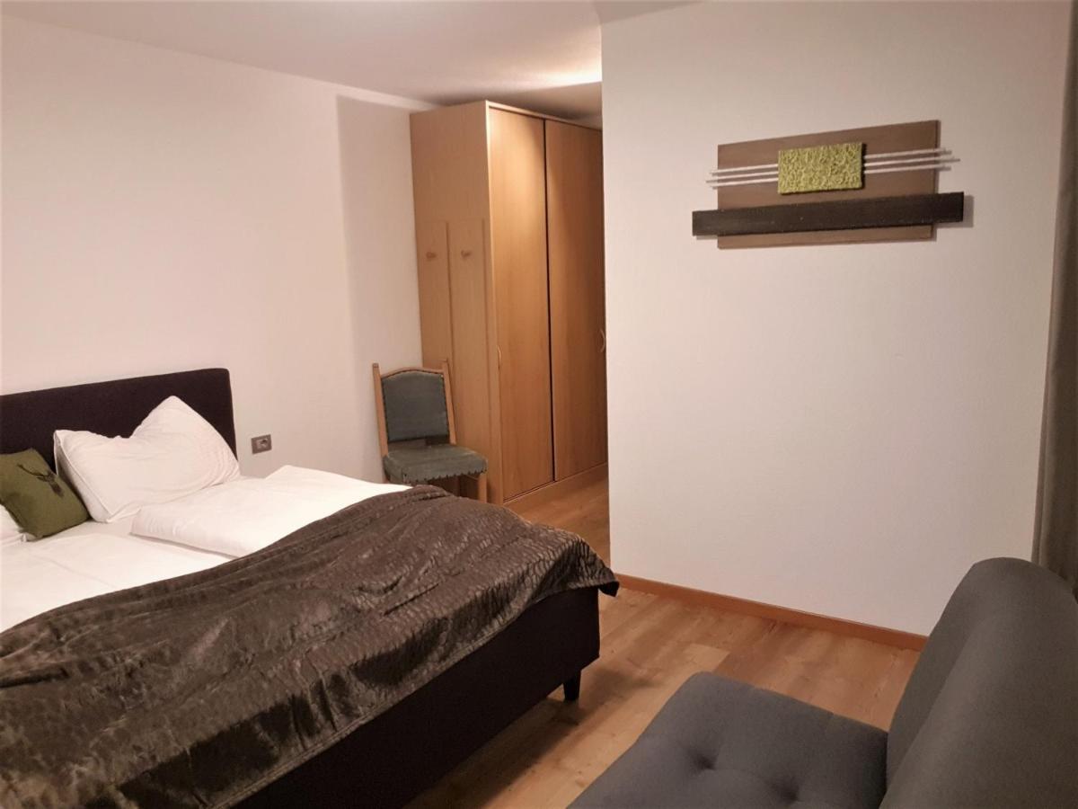 Appartements Tirol San Lorenzo di Sebato Luaran gambar