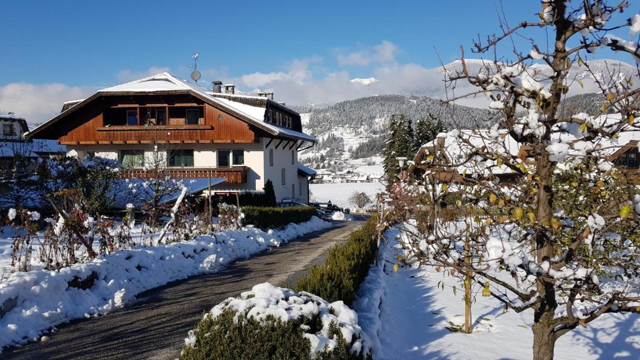 Appartements Tirol San Lorenzo di Sebato Luaran gambar
