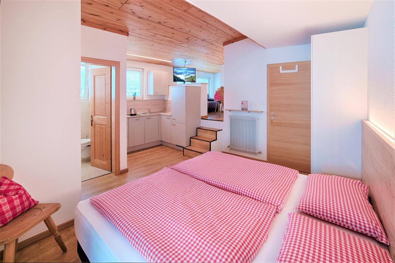 Appartements Tirol San Lorenzo di Sebato Luaran gambar